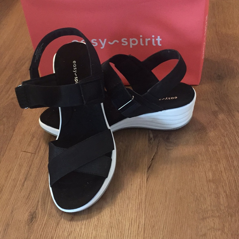 Easy Spirt Sandals